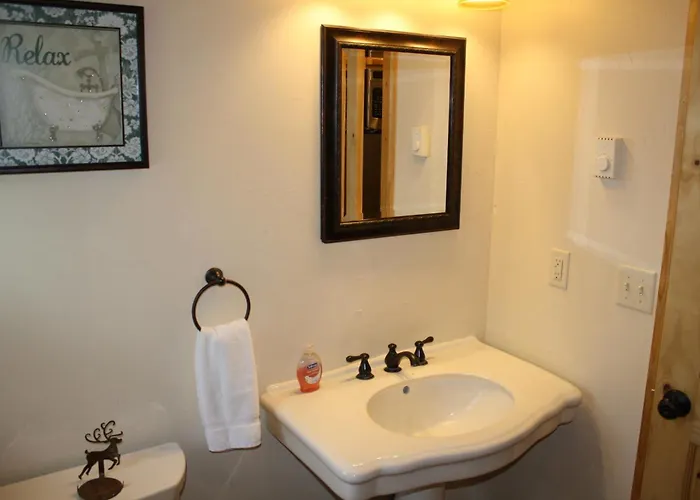 The Historic Bed & Breakfast Wapiti