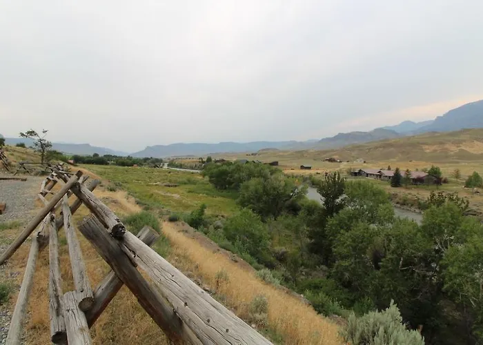 The Historic Wapiti